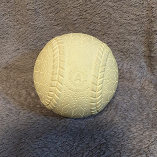 野球のボール？