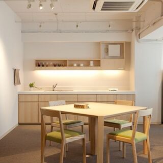 注文設計家具／デザイナー家具 【価格39万】KAICHI DESIGN／山田佳一朗設計　スクエアダイニングセット　組み立て式