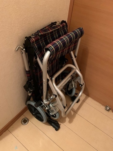 簡易型　車椅子
