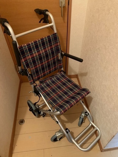 簡易型　車椅子