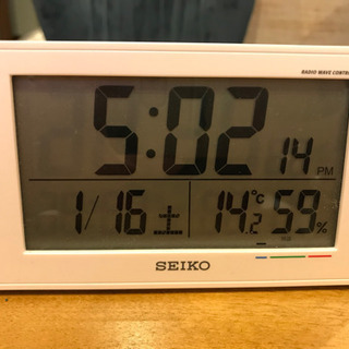 SEIKO 多機能電波時計　アラーム　カレンダー　湿度計