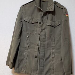 軍服風ジャケット