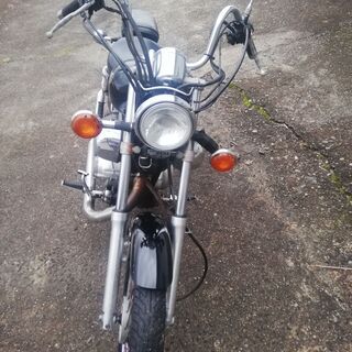 小回りのきくアメリカン。ビラーゴ250エンジン絶好調。スラッシュ