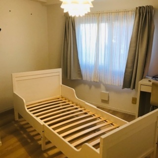 美品　IKEA 伸長式ベッド　ホワイト　SUNDVIK マットレス付き