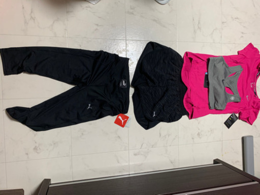 上　ナイキ　下　PUMA ランニングウェア新品