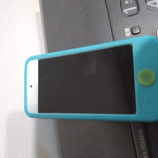 【ネット決済・配送可】iPod Touch MGG32J/A ブ...