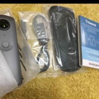 RICOH THETA V