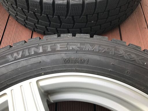 【最終値下げ】スタッドレスDunlop WinterMaxx01　175/65R15　４本　アルミホール付き