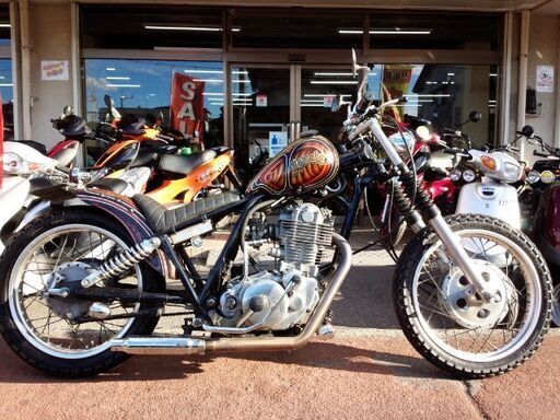 NO.3631　ＳＲ４００　空冷４サイクル単気筒エンジン　フルカスタム　カスタムペイント　☆彡