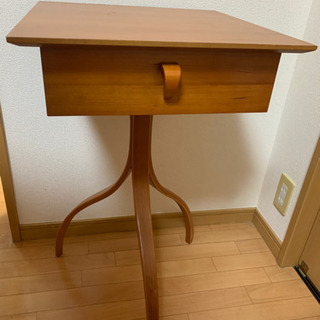 交渉中です⭐︎飾り台 テーブル 猫足？