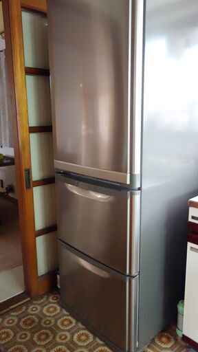 三菱冷蔵庫　製氷機　３８０ℓ