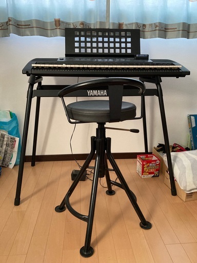電子ピアノ　ヤマハ　PSR-320