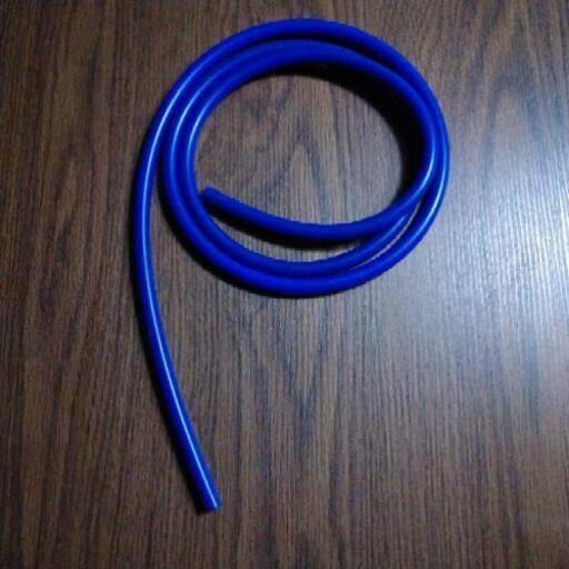 耐熱シリコンホース1 8mブルー３０パイ B D0308 手稲の車のパーツの中古あげます 譲ります ジモティーで不用品の処分