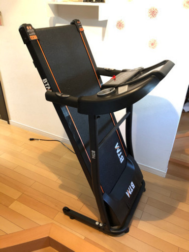 ランニングマシン 美品です | mayberrydental.ie