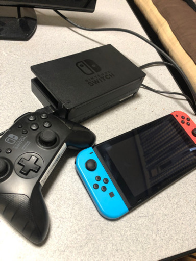 任天堂スイッチ　付属品一部なし