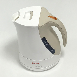 T-fal ティファール　1.2L電気ケトル　BF502022