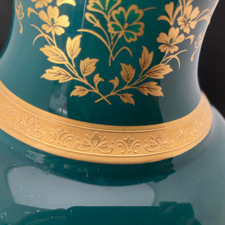 Noritake(ノリタケ)　花瓶　緑地金彩鳥葡萄　廃盤品　専用箱有【愛品倶楽部柏店】 Noritake(ノリタケ) 花瓶 緑地金彩鳥葡萄 廃盤品 専用箱有【愛品倶楽部柏