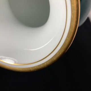 Noritake(ノリタケ)　花瓶　緑地金彩鳥葡萄　廃盤品　専用箱有【愛品倶楽部柏店】 Noritake(ノリタケ) 花瓶 緑地金彩鳥葡萄 廃盤品 専用箱有【愛品倶楽部柏