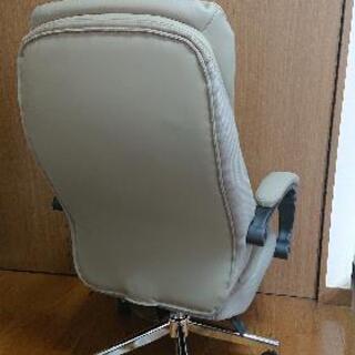 ワークチェア(リカルド フットレスト付き MO)ニトリ