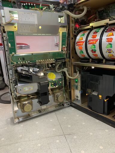 ★来店限定★パチスロ実機　アイムジャグラーEX　不要器内蔵　ドア・設定キーあり ☆来店限定☆パチスロ実機 アイムジャグラーEX コイン不要器内蔵 ドア