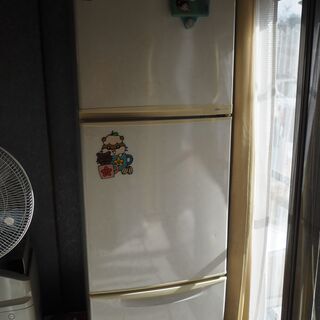●【無料、引取限定】　冷蔵庫　正常動作品　FUJITSU　ER-...