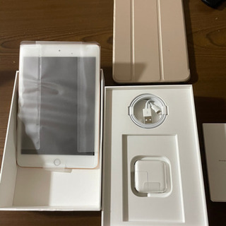 iPad mini5 simフリー　ゴールド　64G 美品