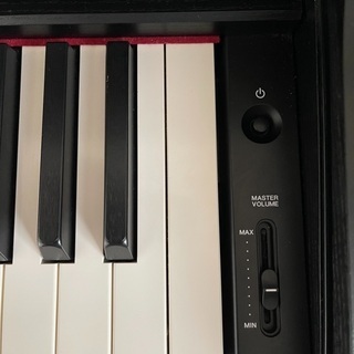 電子ピアノ　美品　YAMAHA  CLP-635B 2017年製