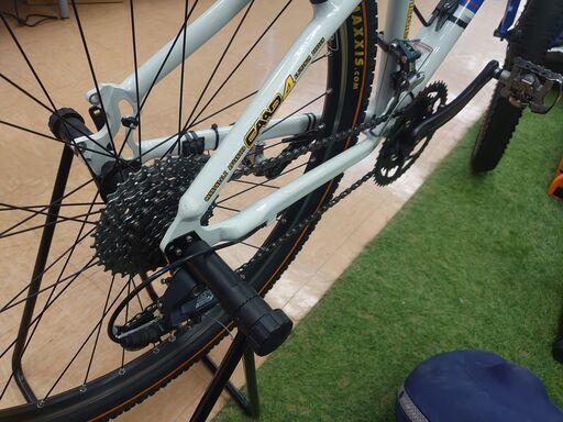 モノマニア四日市】【引き取り限定】Kona マウンテンバイク