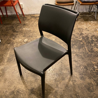 カフェやオフィスで使える椅子　チェア