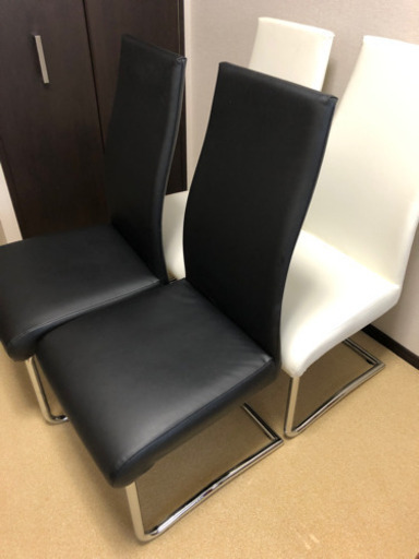 ダイニングチェア4脚セット　ニトリ