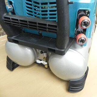 未使用 マキタ エアコンプレッサ AC462XL 青 makita エアツール ☆ PayPay(ペイペイ)決済可能 ☆ 札幌市 白石区 東札幌 ☆ アウトレットモノハウス