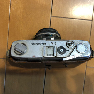 古いカメラ　ミノルタA5