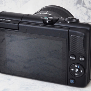 超極上●Wi-Fi内蔵●超小型●2420万画素●キャノン EOS M100 1ヶ月動作補償あり！ 超極上○Wi-Fi内蔵○超小型○2420万画素○キャノン EOS M100 1ヶ月動作