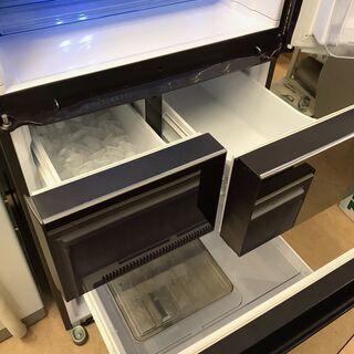 シャープ！！！　両開き！！！　最高峰４２０リッター冷蔵庫！！！　フルスペックモデル　８９，８００円（税込み）