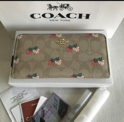 箱付き✨【新品】COACH  長財布 ♥