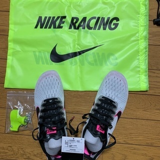 取引中　　　NIKEランニングシューズ　26.0cm