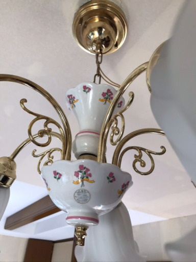 シャンデリア花柄 恵 工務店 勾当台公園の照明器具の中古あげます 譲ります ジモティーで不用品の処分 シャンデリア花柄 恵 工務店 勾当台公園の照明器具の中古あげます 譲ります ジモティーで不用品の処分