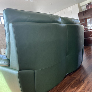 カリモク　2.5人掛けソファー