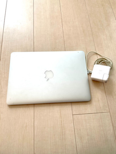 MacBook Air 13インチ　2014
