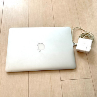 MacBook Air 13インチ　2014
