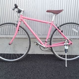 クロスバイク WEEKEND BIKES 7段変速 ピンク 配送無料