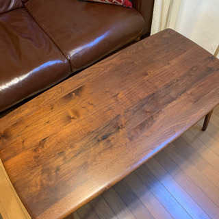 起立木工ウォールナット無垢センターテーブル