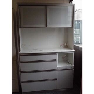 JM9572)食器棚 幅:約120cm 高さ:約196cm 奥行:約46cm 綾野製作所 パールホワイト 中古品【取りに来られる方限定】 JM9572)食器棚 幅:約120cm 高さ:約196cm 奥行:約46cm 綾野製作所 パール