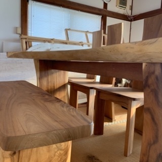 訳あり【高級バリ家具④】入手困難　一枚板テーブル　５点セット特注製作品　チーク・マホガニー　ダイニングテーブルセット