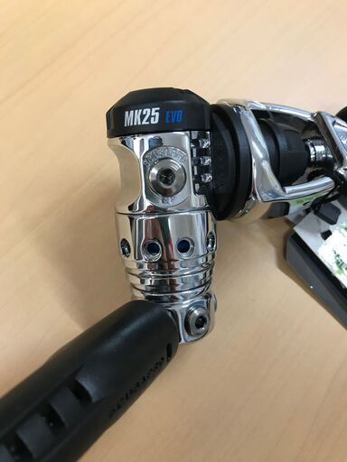 メンテナンス済】スキューバダイビング用新古品レギュレーター 【公式 