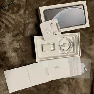 iPhone XR 64GB ホワイト
