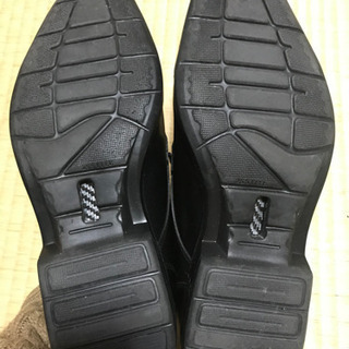 外羽根式ストレートチップシューズ 黒 LES MUES