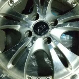 土日限定値下げ中！スタッドレスタイヤ（ホイール付）