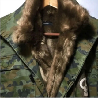 美品　LEONジローラモ監修　ジミーズチャーマー迷彩　スカル　ファージャンパー