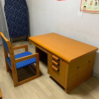 【無料】小学生用に！　学習机+椅子セット　新小学1年生に最適！　...